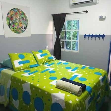 Hotelito La Aventura, Ac Private Wc Rooms Near The Old Town, No Tax Cartagena Exterior foto