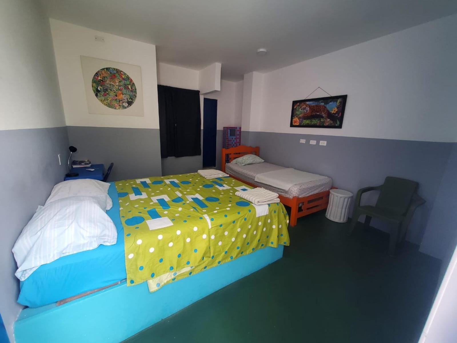 Hotelito La Aventura, Ac Private Wc Rooms Near The Old Town, No Tax Cartagena Exterior foto